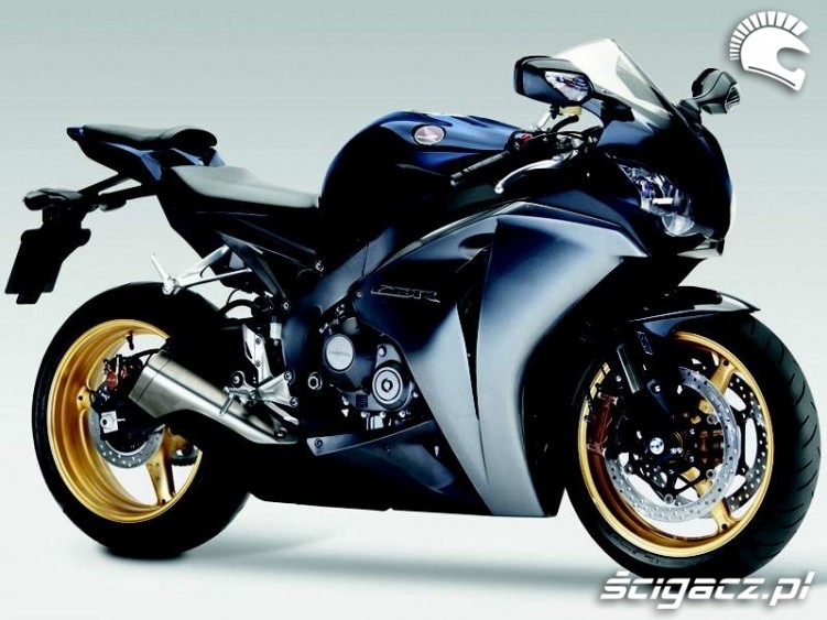 Honda CBR1000 10  5